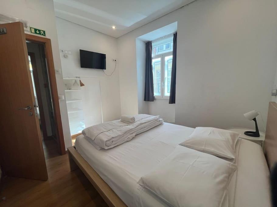 3 Bedroom Apartment - Bairro Alto Residence Lisboa المظهر الخارجي الصورة